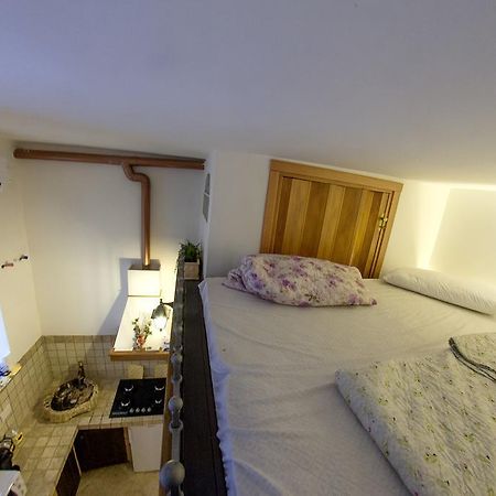 Underground Rome'S Room Εξωτερικό φωτογραφία