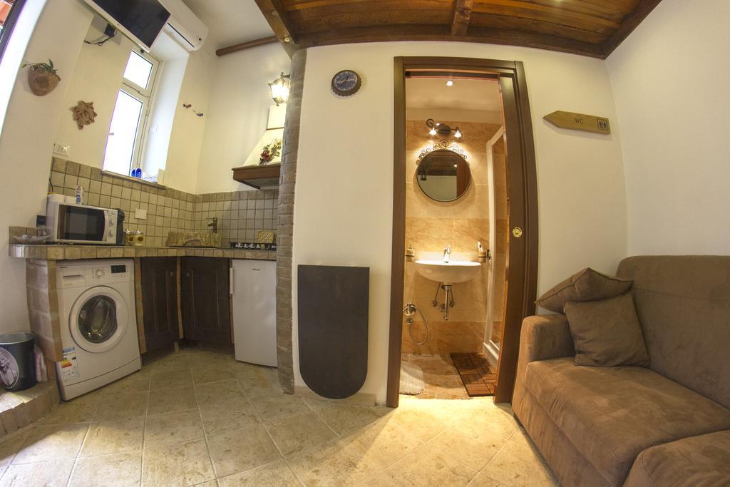 Underground Rome'S Room Εξωτερικό φωτογραφία
